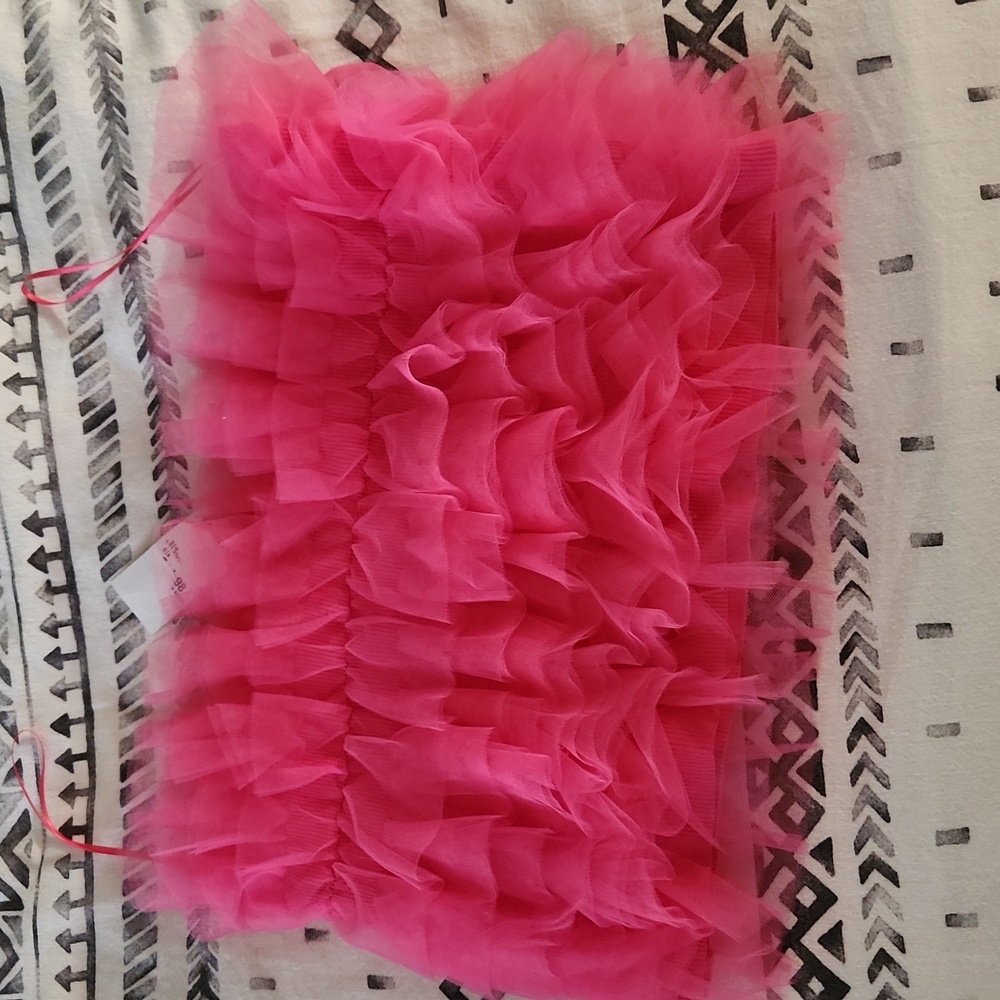 DAVI & DANI Red Ruffled Crop Top - Picture 3 of 5